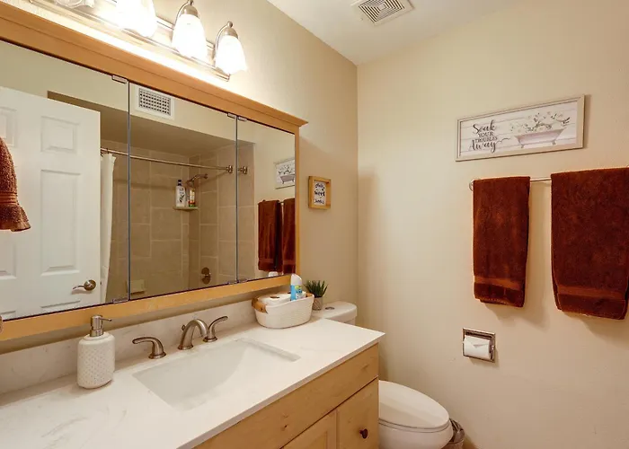 5 Mi To Havasu: W/ Yard & Pool * Lake Havasu City