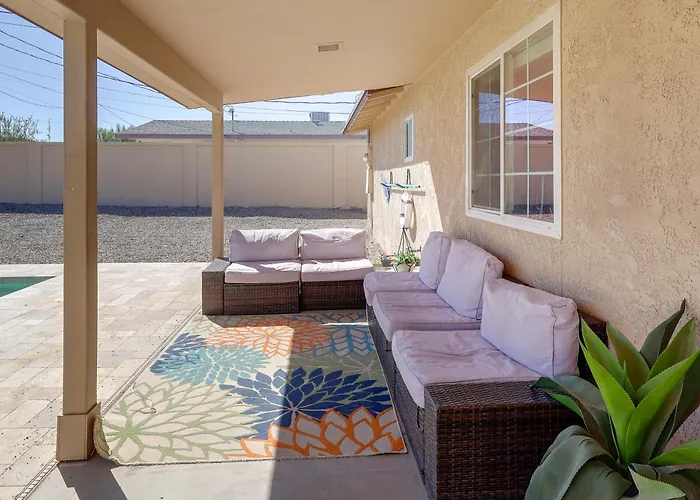 5 Mi To Havasu: W/ Yard & Pool Dom wakacyjny Lake Havasu City