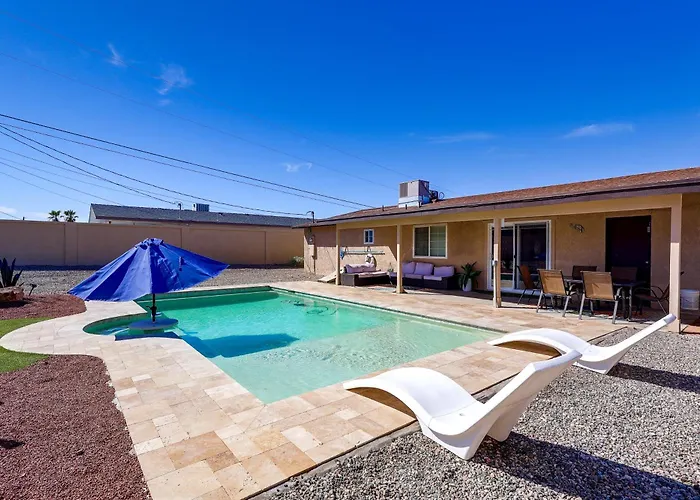 5 Mi To Havasu: W/ Yard & Pool