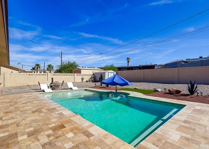 5 Mi To Havasu: W/ Yard & Pool Dom wakacyjny Lake Havasu City