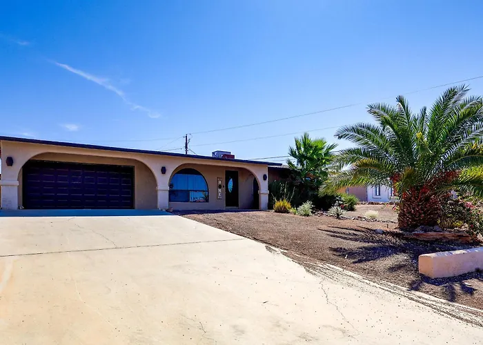 5 Mi To Havasu: W/ Yard & Pool *